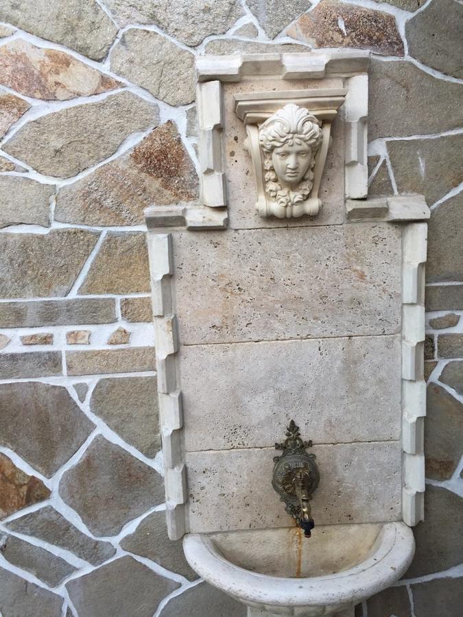 Villa St. Michael Madara Esterno foto