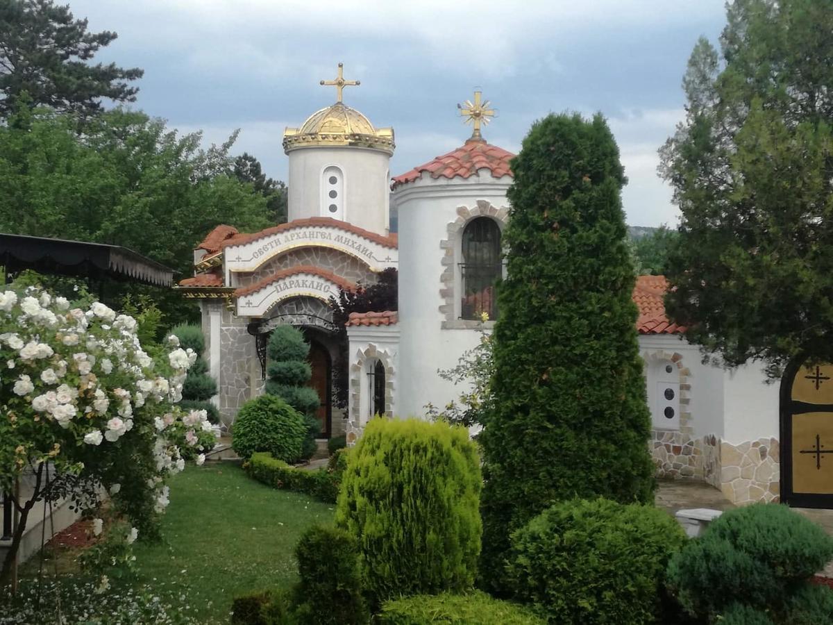 Villa St. Michael Madara Esterno foto